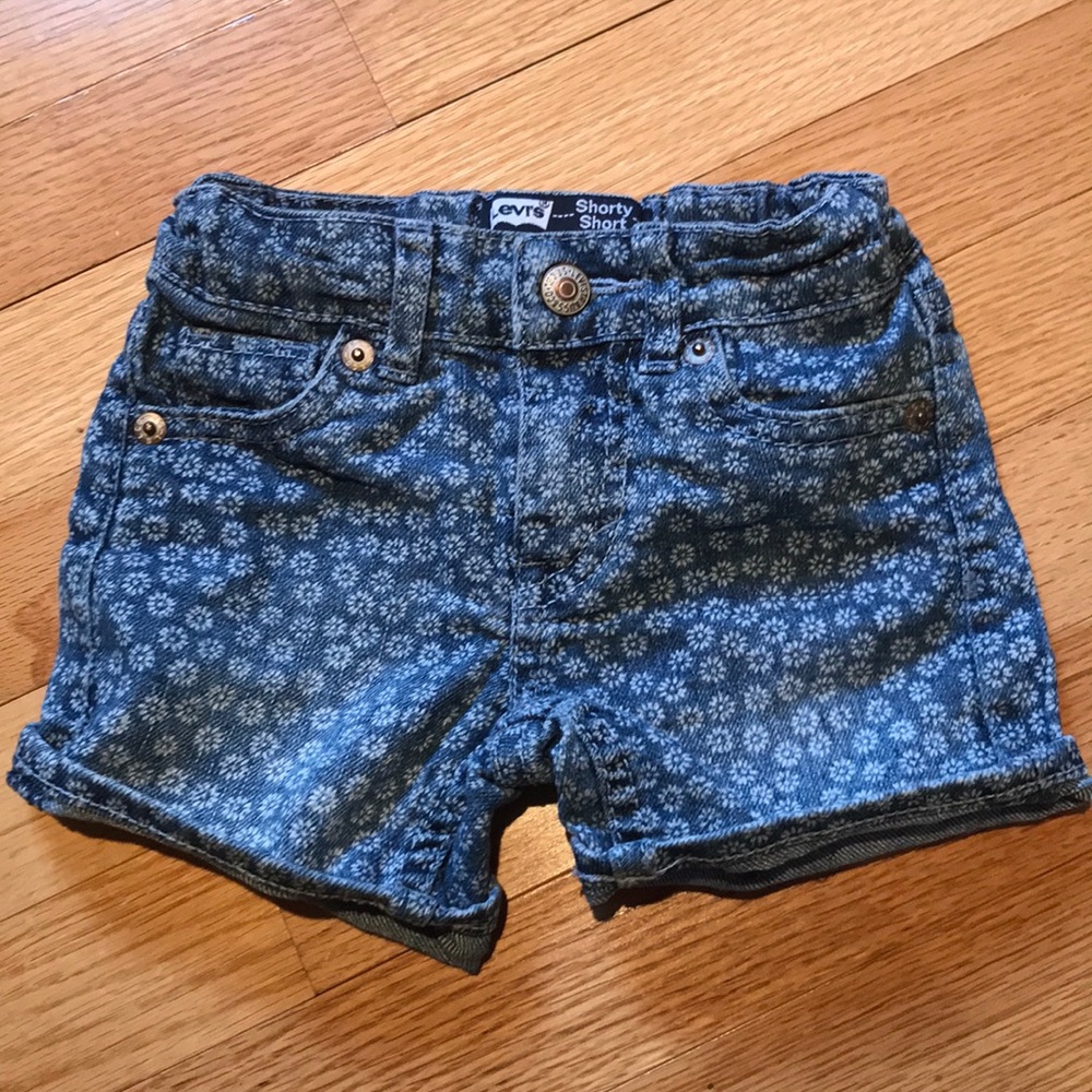 Levi’s Jean Shorts (2T)
